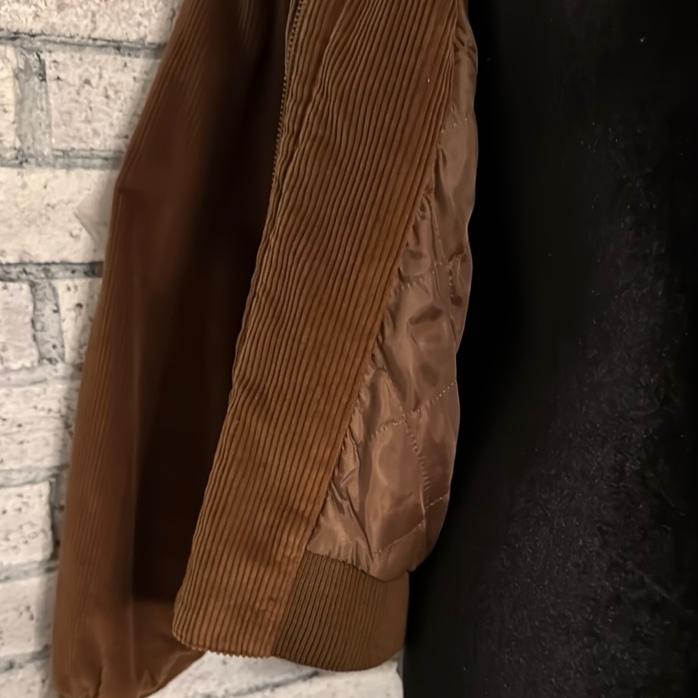 Vintage LizSport Brown Bomber Jacket with Corduroy Texture - Picture 7 of 10